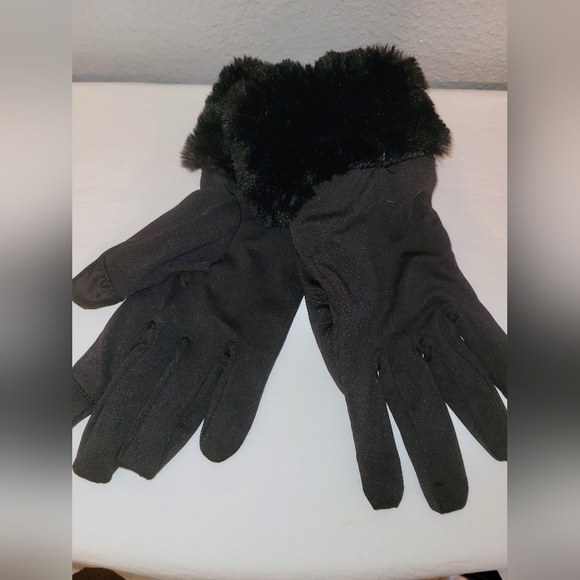 House of Harlow 1960 Winter - Picture 3 of 9